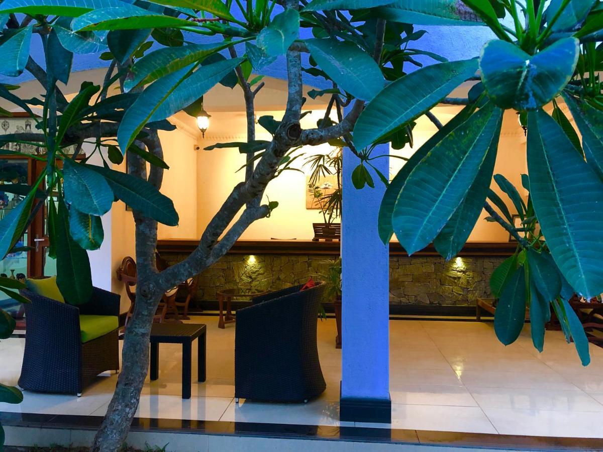 Elegant Hotel Kandy Exterior foto